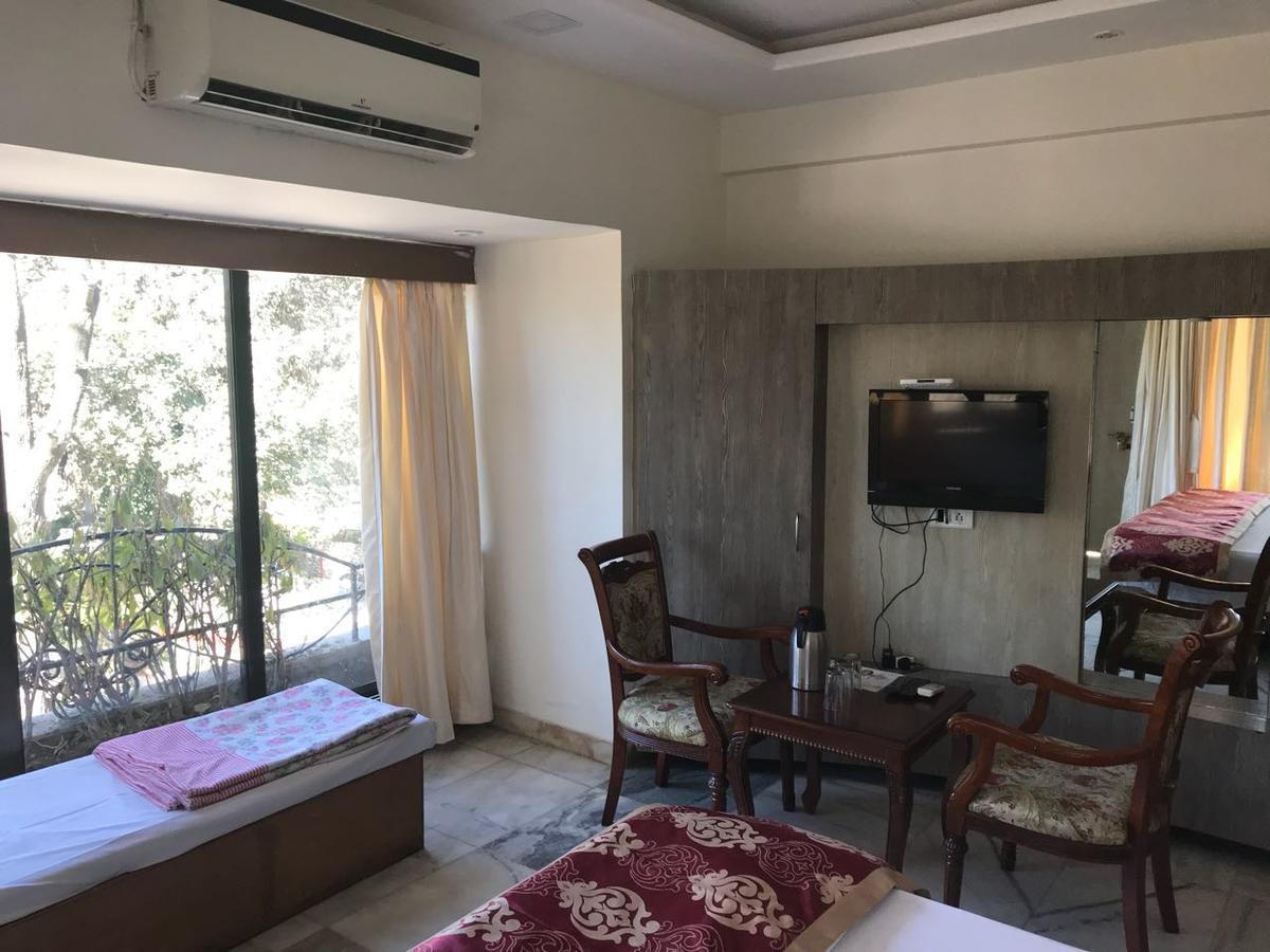 Hotel Sheratone Mount Abu Luaran gambar